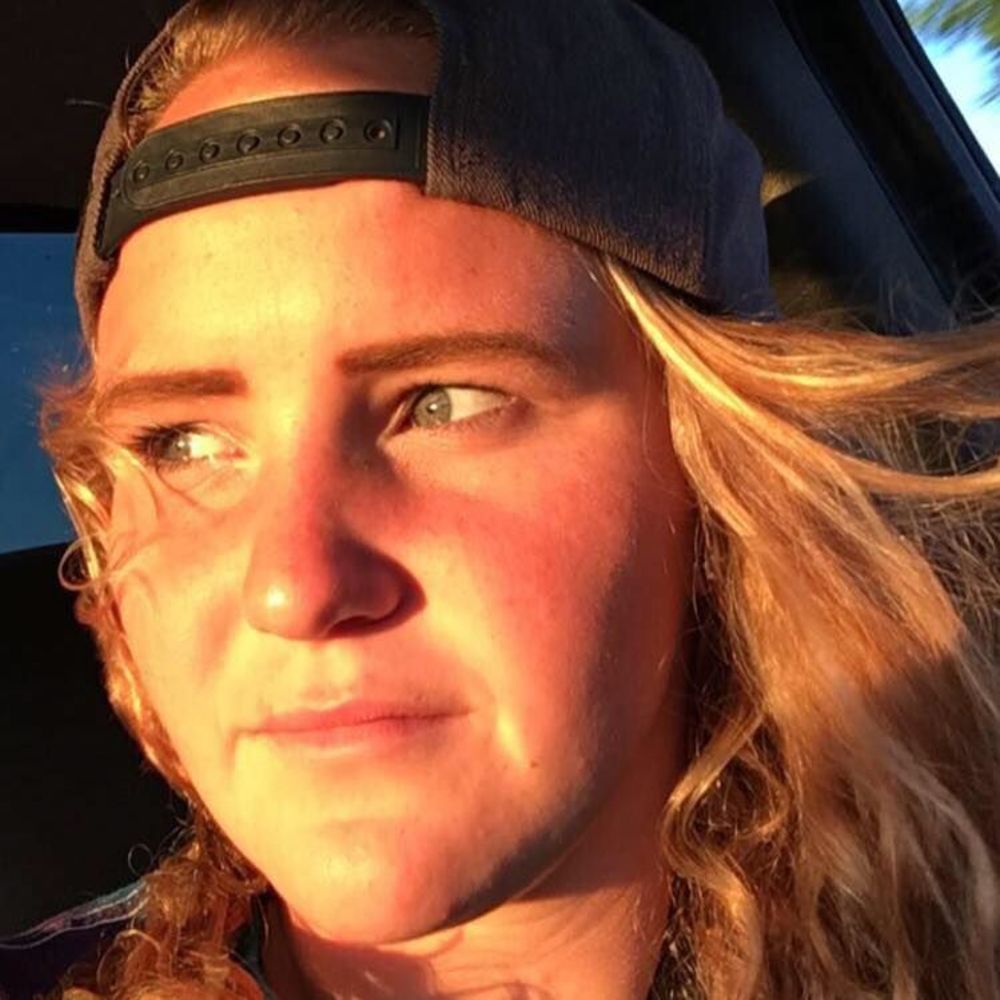 Meet your Posher, Myra